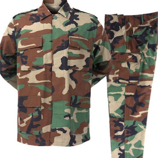Hunting & Outdoor Supplies Photos - Mens BDU Camouflage 2 Piece Set
